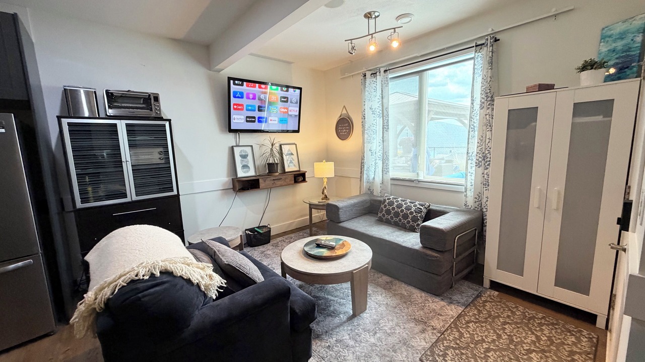 Photo of Livingroom in Foothills