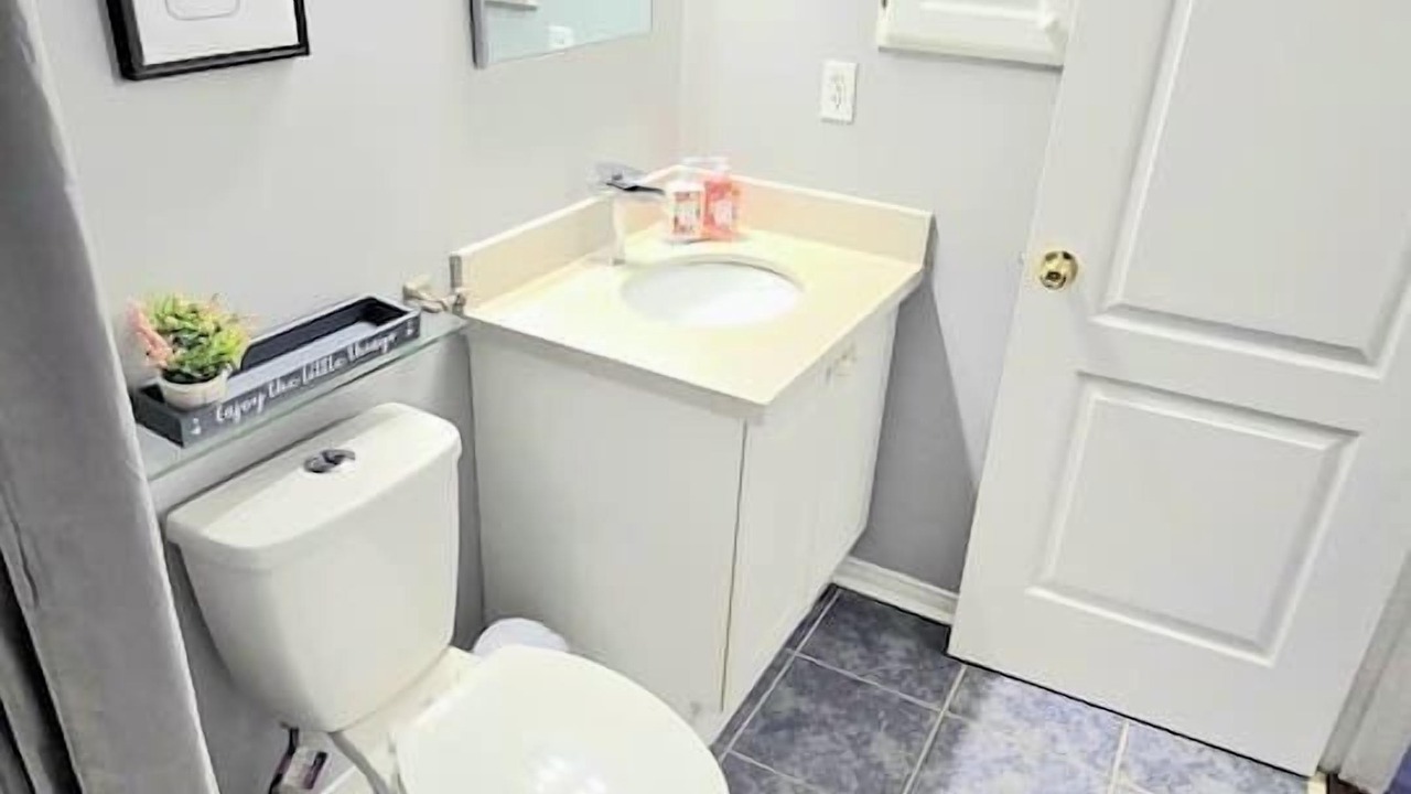 Photo of Bathroom in Cooksville