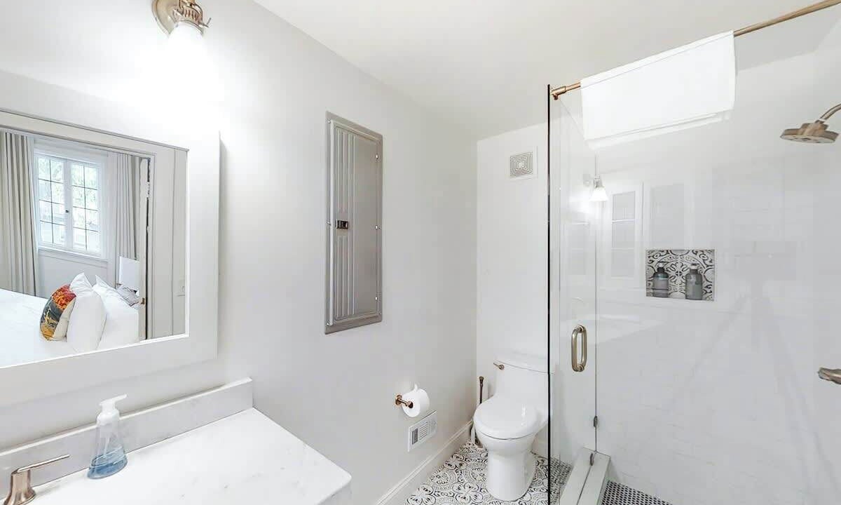 Photo of Bathroom in Eastwood