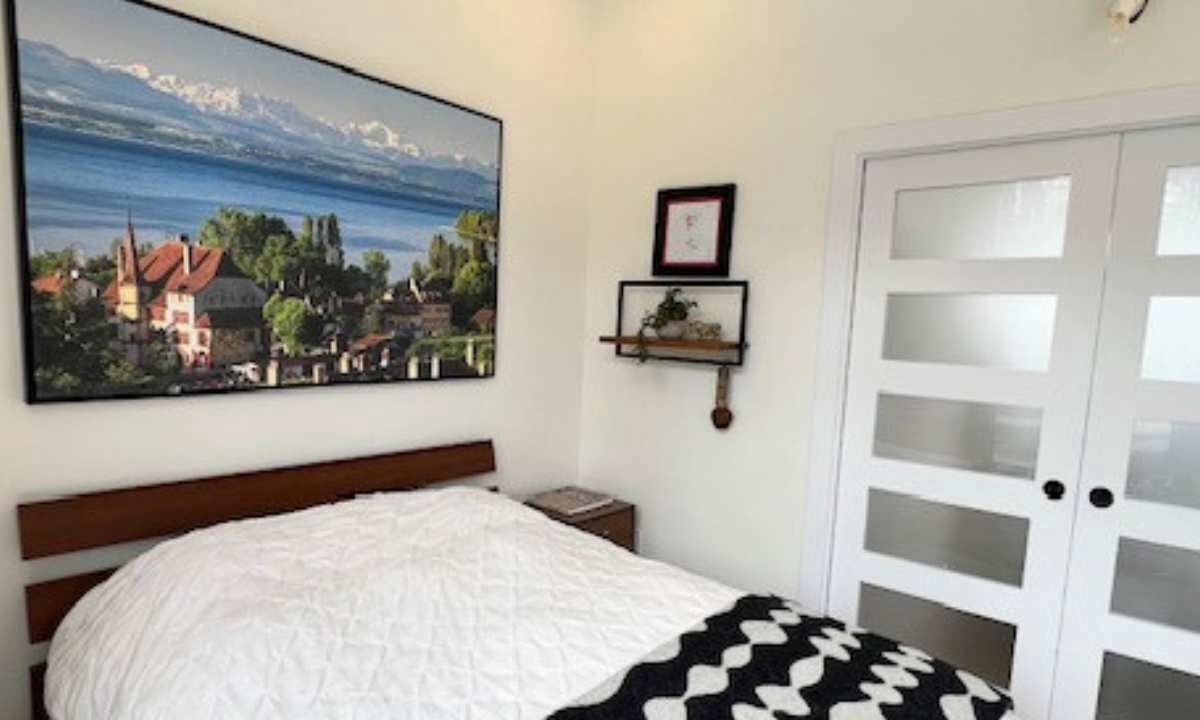 Photo of Bedroom in Blue Sea