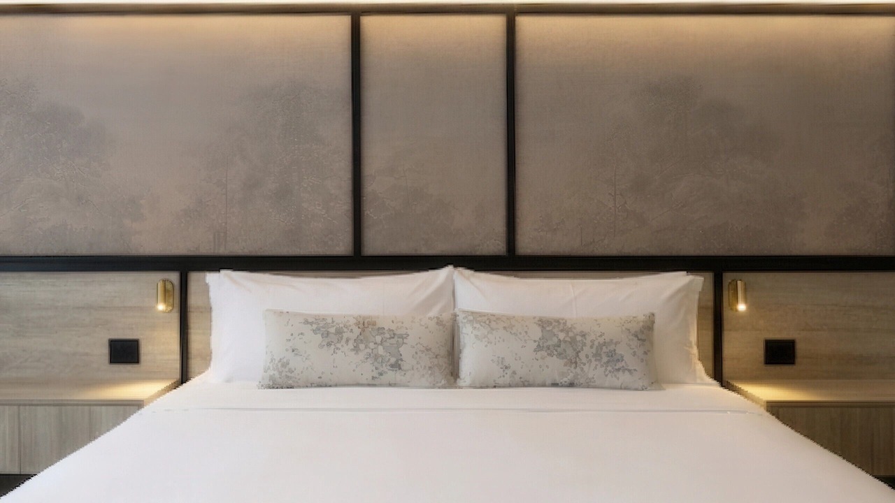 Photo of Bedroom in Englemount - Lawrence