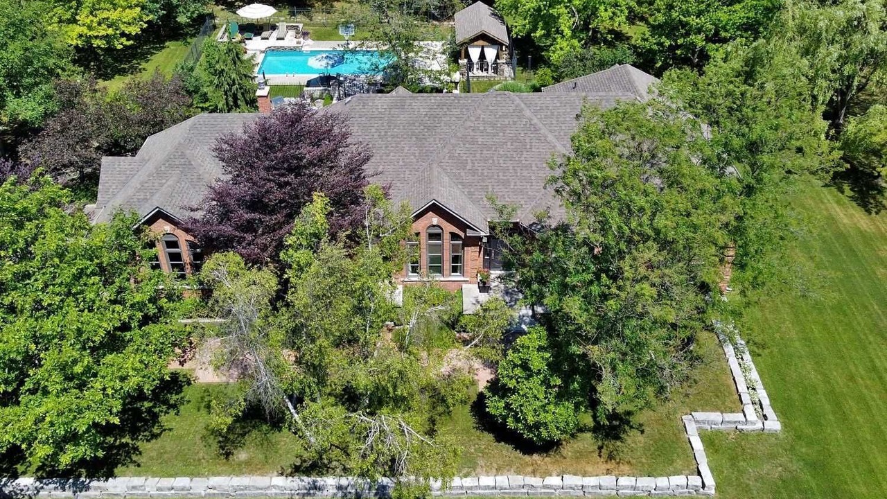 Photo of Outdoor in Richmond Hill