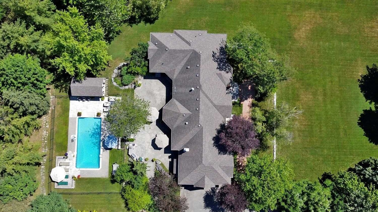 Photo of Outdoor in Richmond Hill