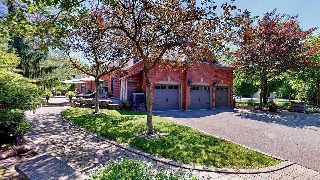 Photo of Outdoor in Richmond Hill