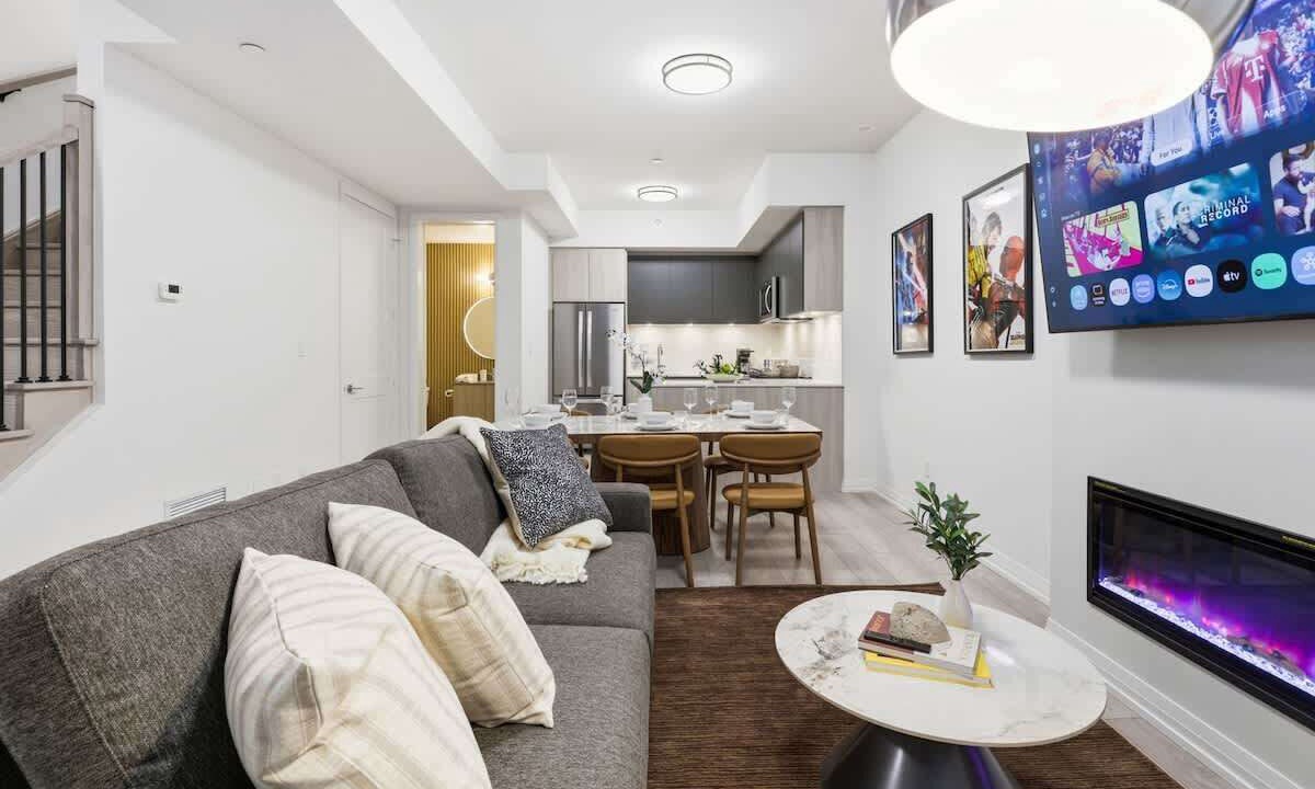 Photo of Livingroom in Downtown Toronto