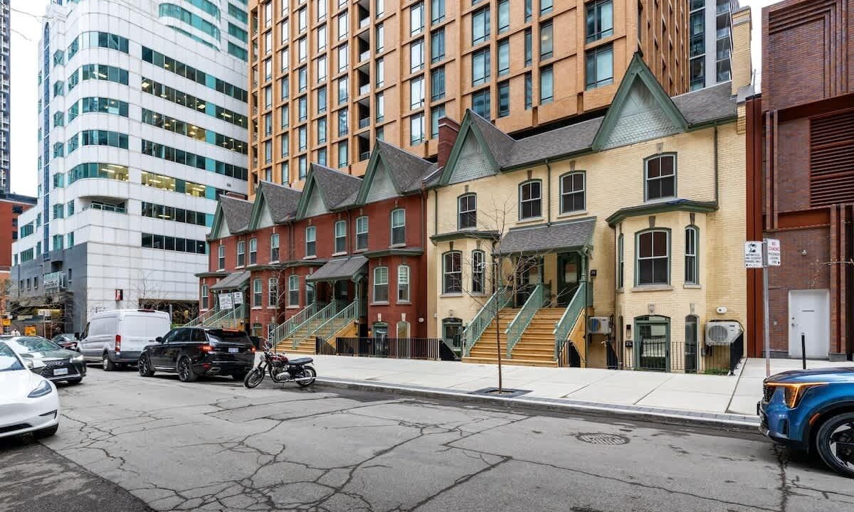 Photo of Others in Toronto Entertainment District