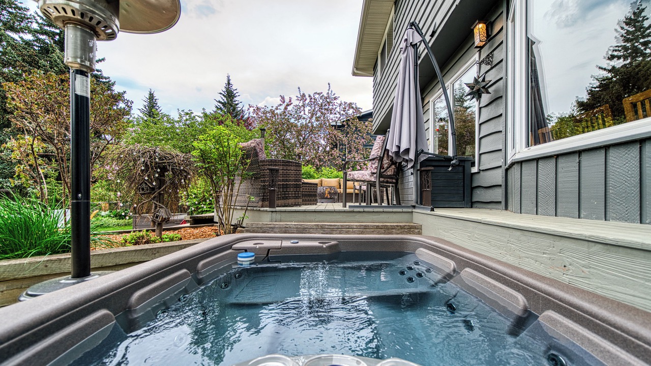Photo of Outdoor in Northwest Calgary