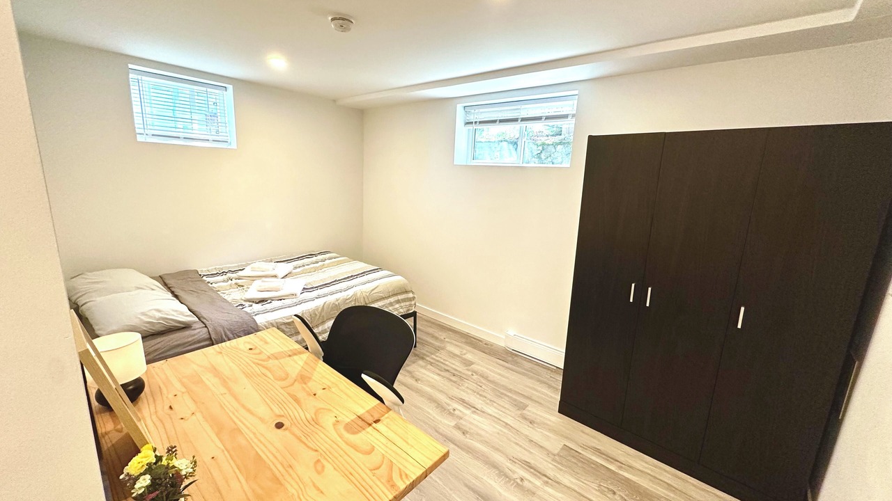Photo of Bedroom in Saanich East