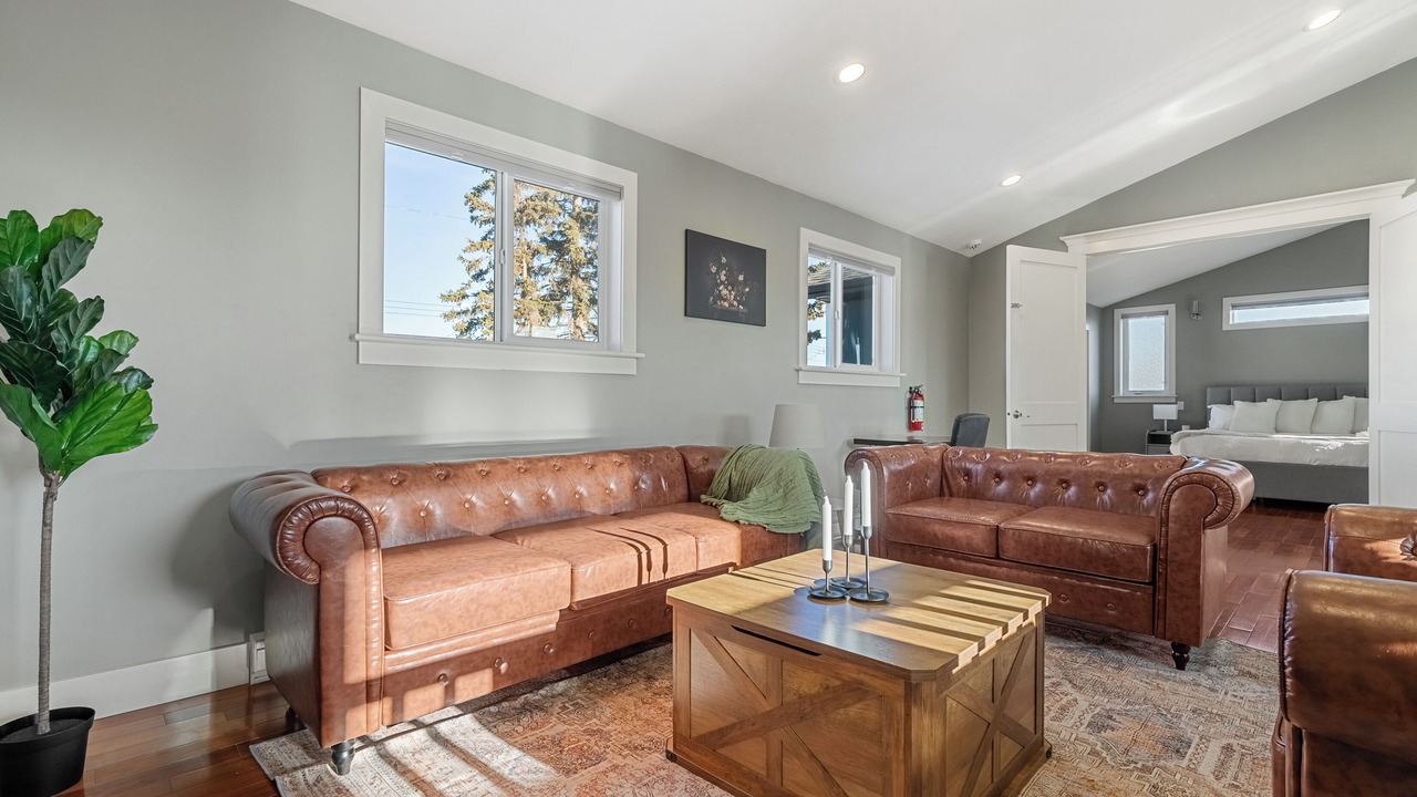 Photo of Livingroom in Northwest Calgary