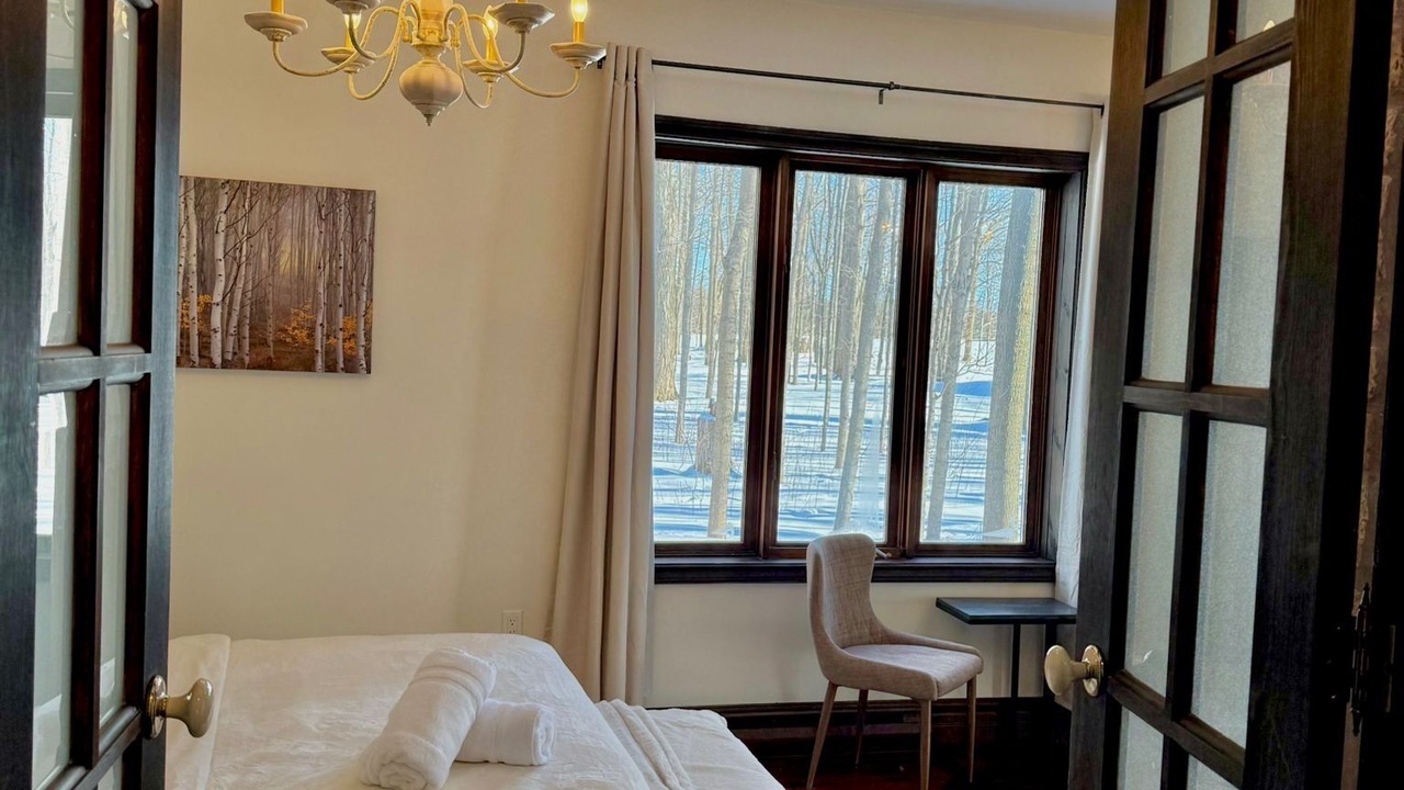 Photo of Bedroom in Bradford West Gwillimbury