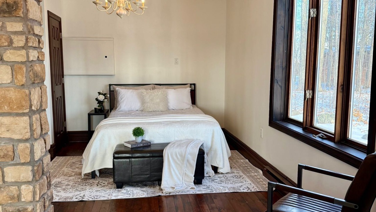 Photo of Bedroom in Bradford West Gwillimbury