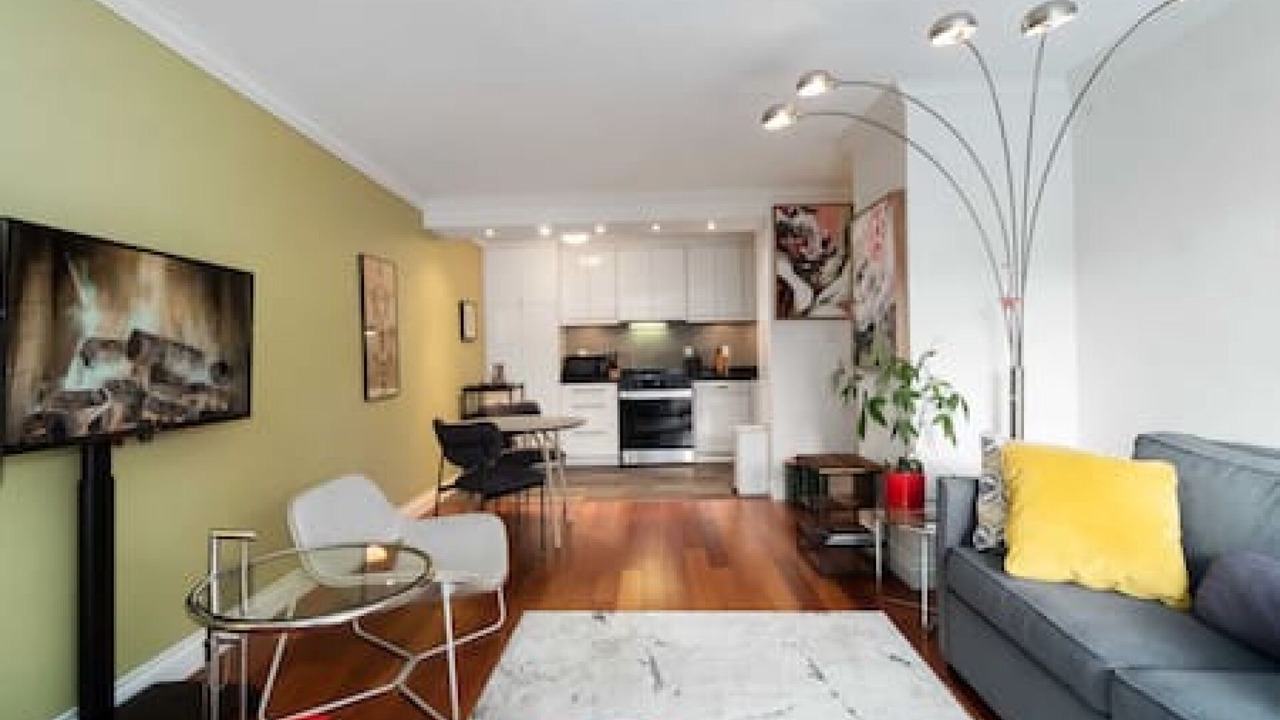 Photo of Livingroom in Kitsilano