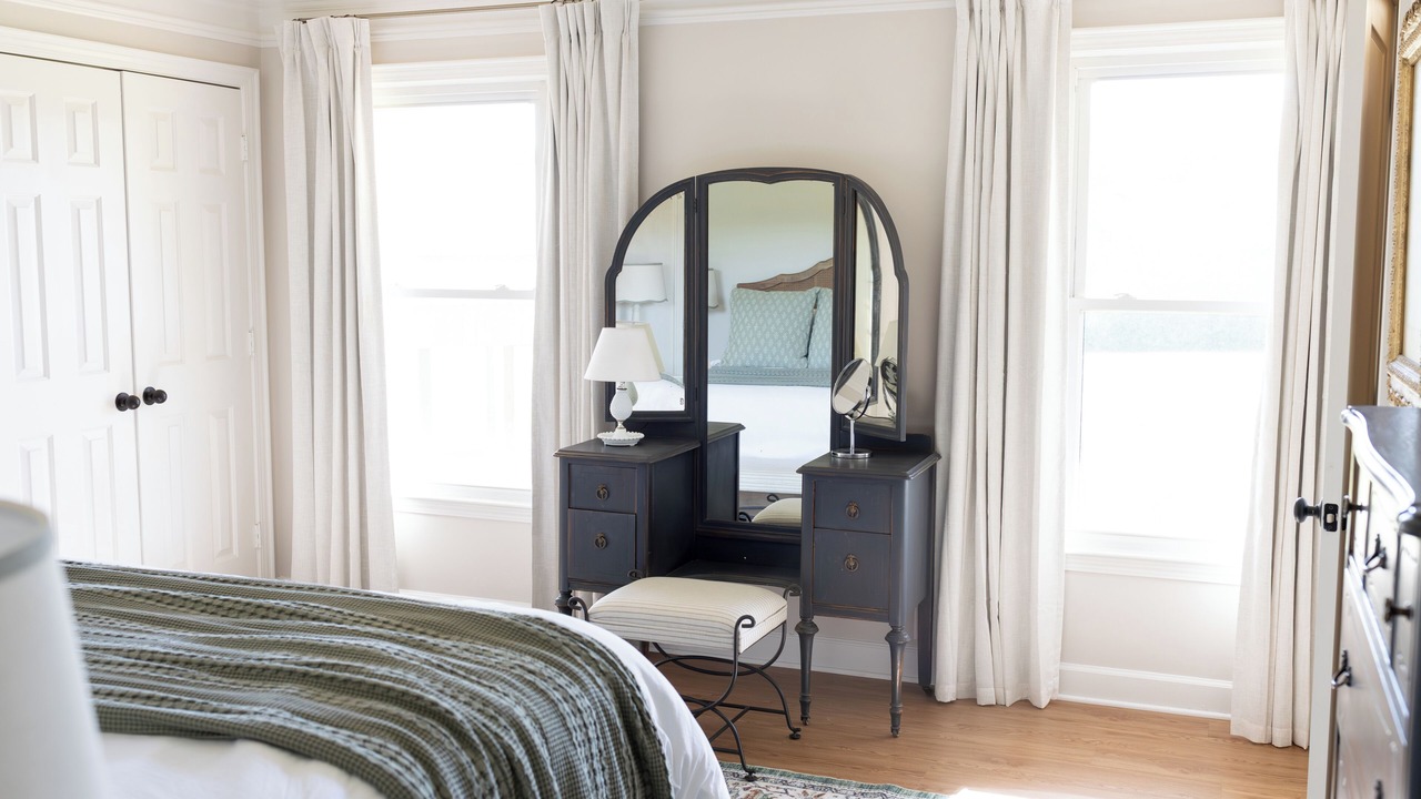 Photo of Bedroom in College Grove