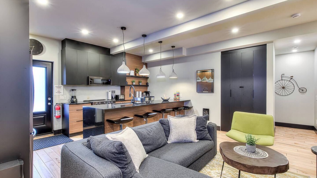 Photo of Livingroom in De Lorimier