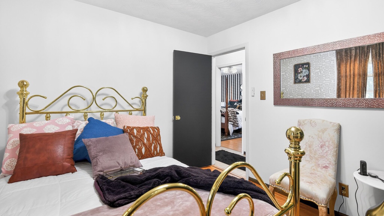 Photo of Bedroom in North Newport News