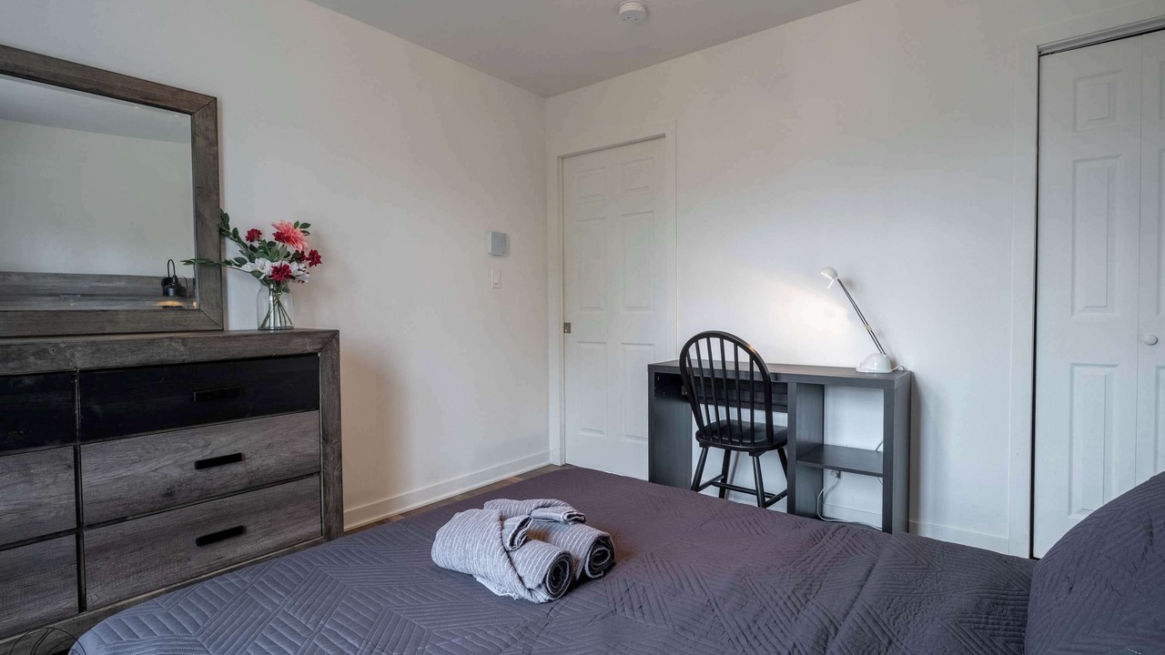Photo of Bedroom in Chertsey