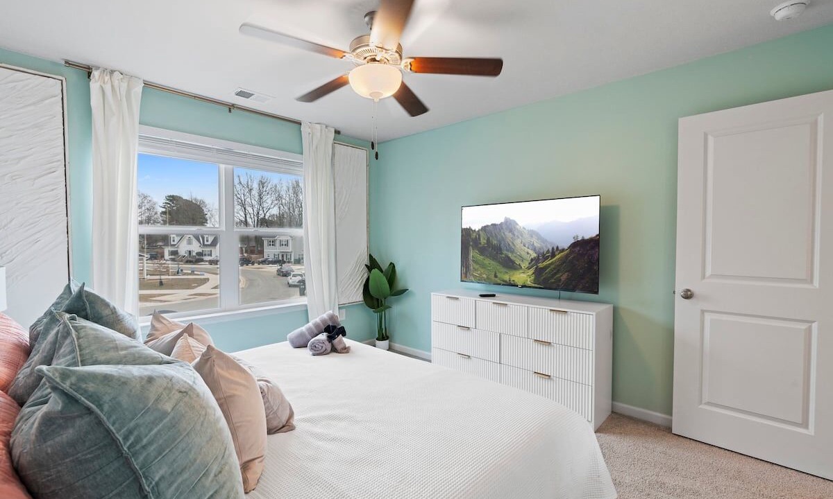 Photo of Bedroom in Hidden Valley