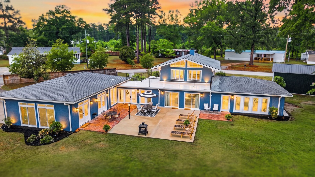 Photo of Outdoor in Manning