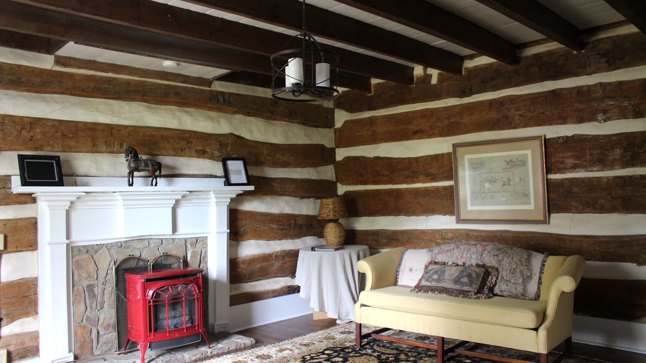 Photo of Livingroom in Hethwood - Prices Fork
