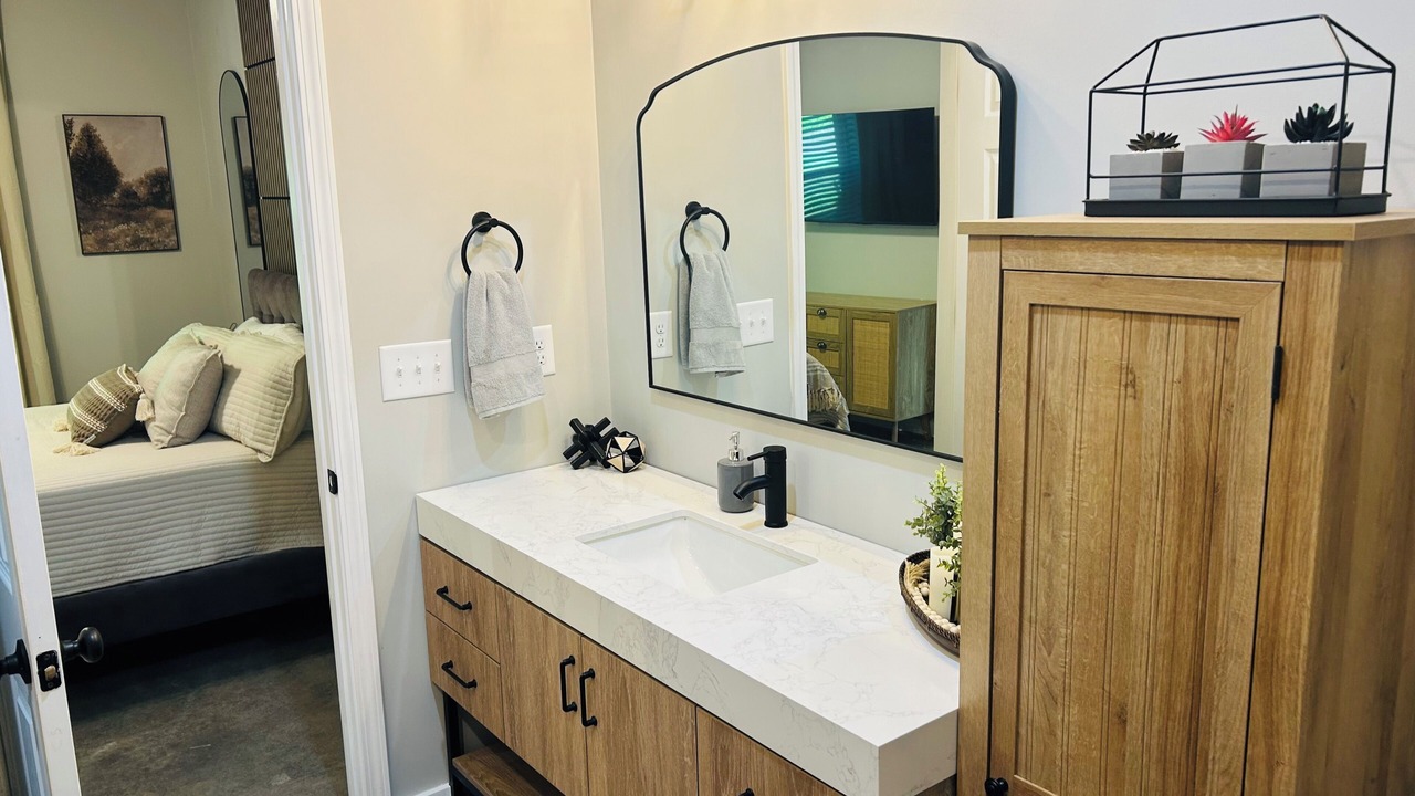 Photo of Bedroom in McEwen