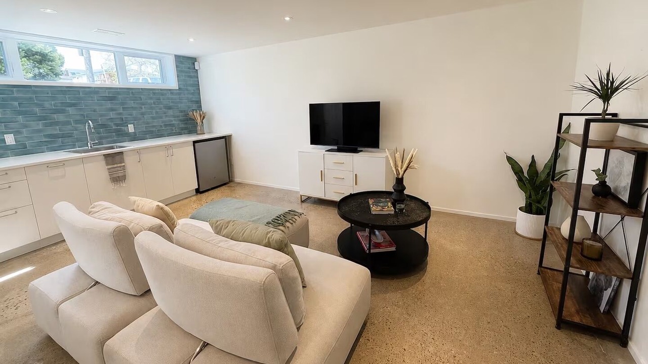 Photo of Livingroom in Keelesdale - Eglinton West