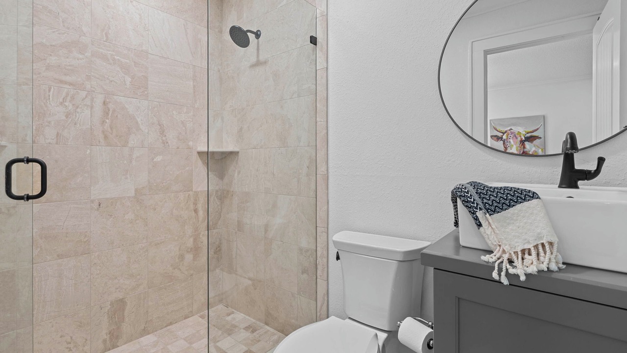 Photo of Bathroom in Glenville