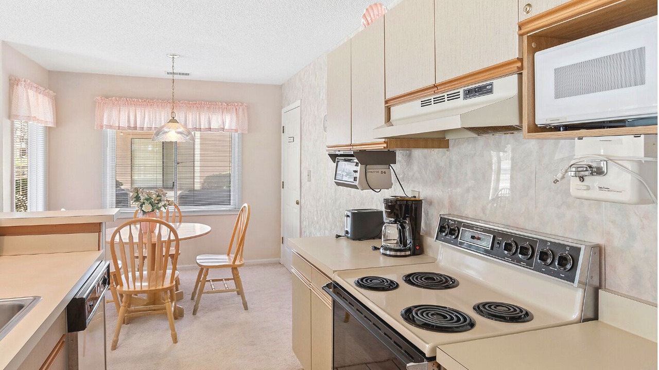 Photo of Kitchen in Sea Trail