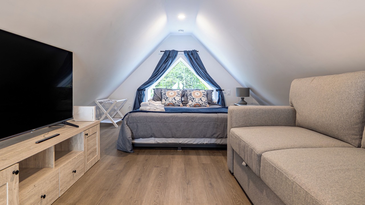 Photo of Bedroom in Petite-Riviere-Saint-Francois