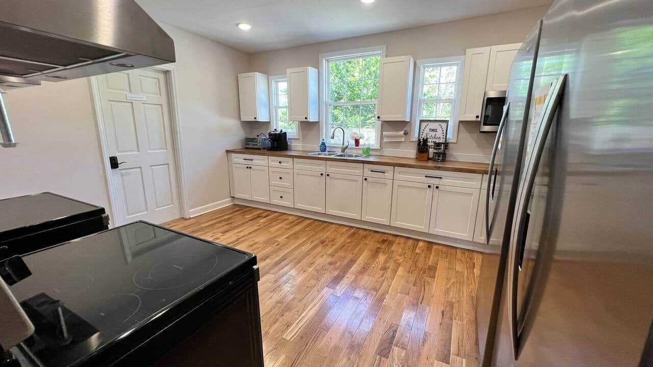 Photo of Kitchen in Fries