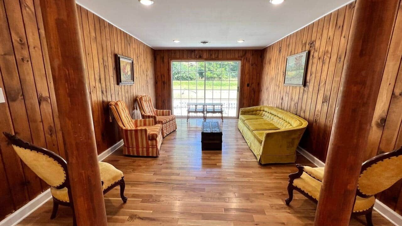 Photo of Livingroom in Fries