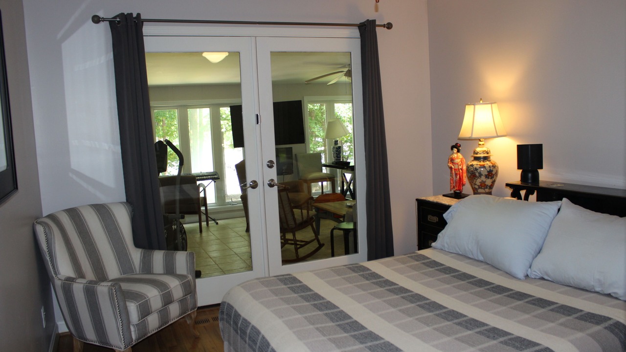 Photo of Bedroom in Merifield Acres