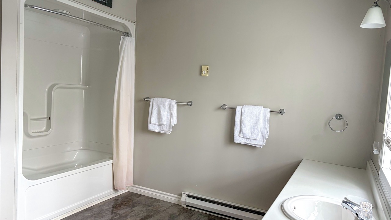 Photo of Bathroom in Sables-Spanish Rivers