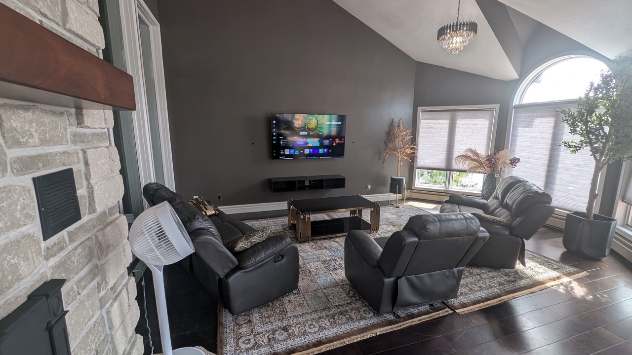 Photo of Livingroom in Sudbury