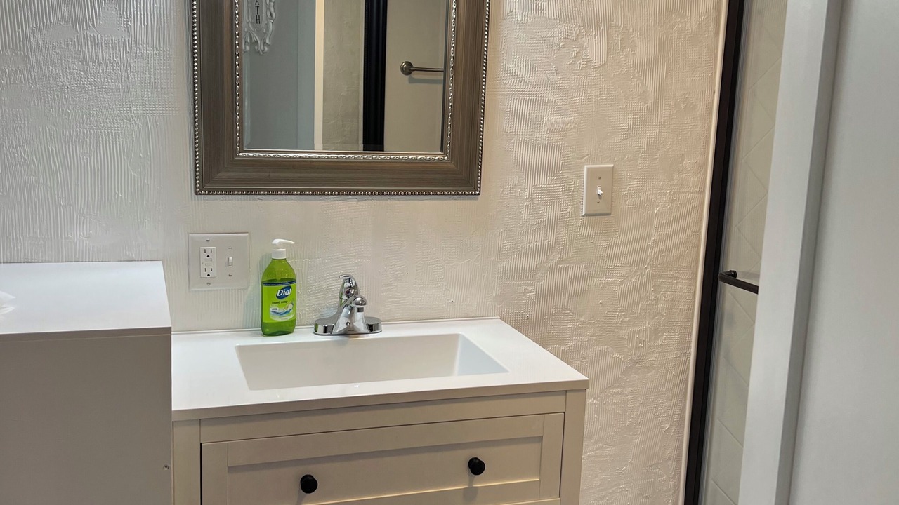 Photo of Bathroom in Red Oak