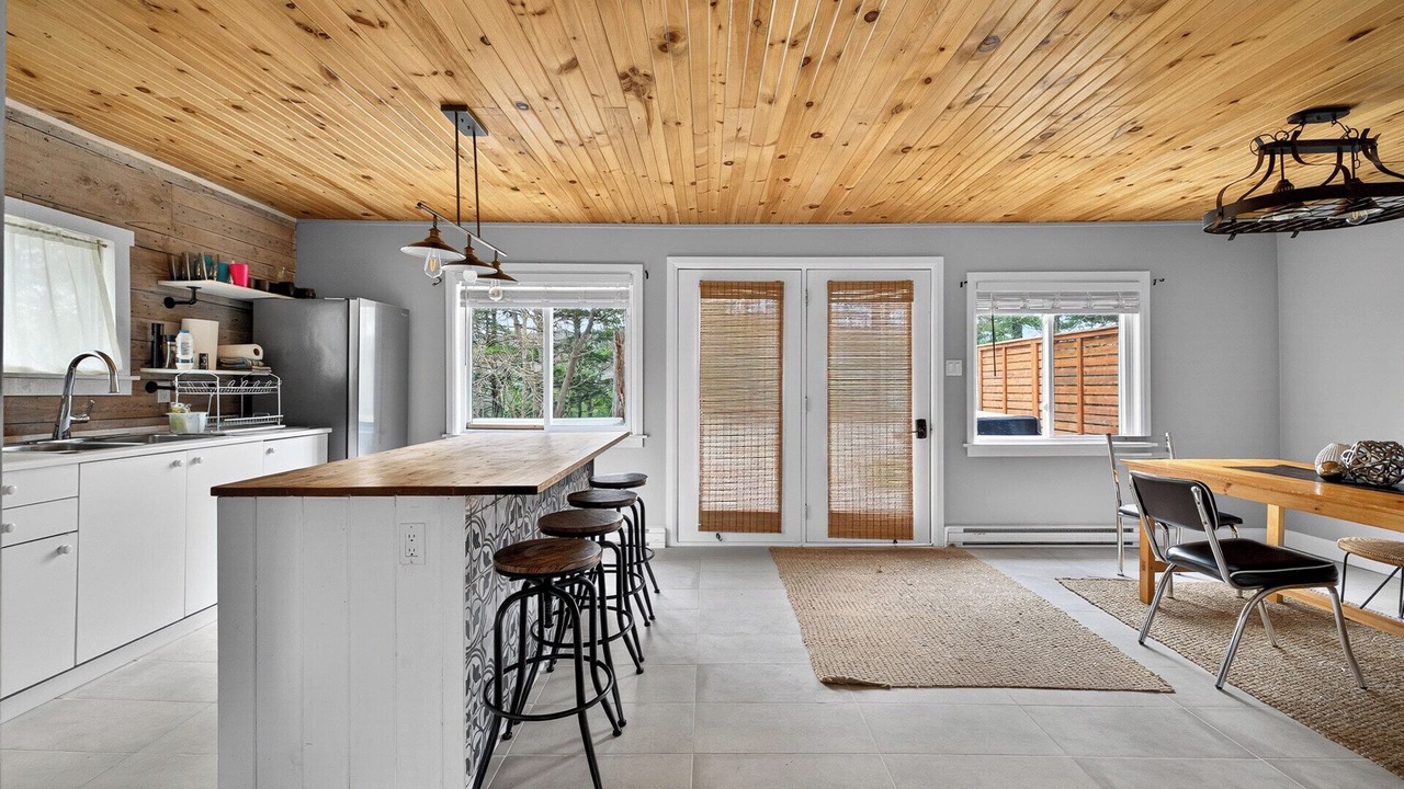 Photo of Kitchen in Val-des-Monts