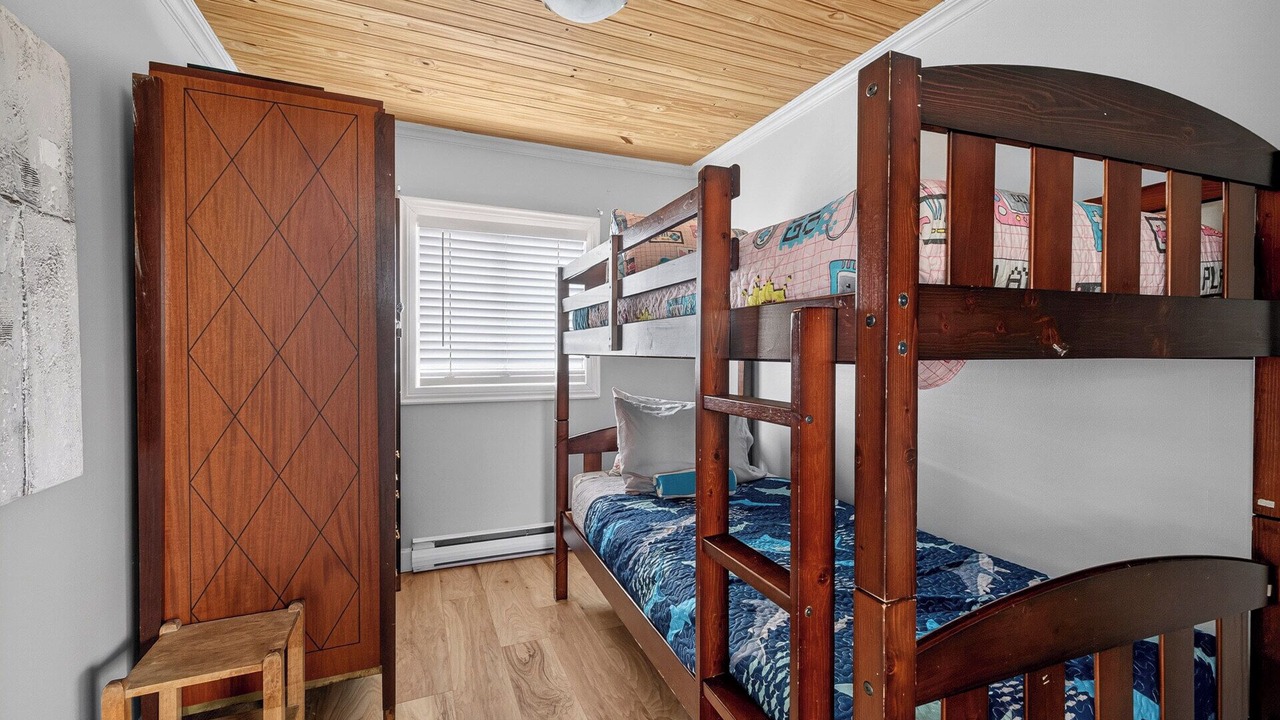 Photo of Bedroom in Val-des-Monts