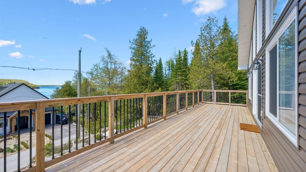 Photo of Outdoor in Lion's Head