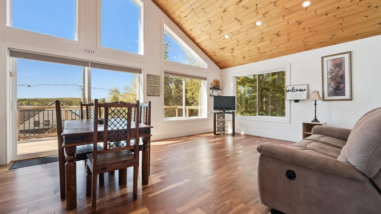 Photo of Bedroom in Lion's Head
