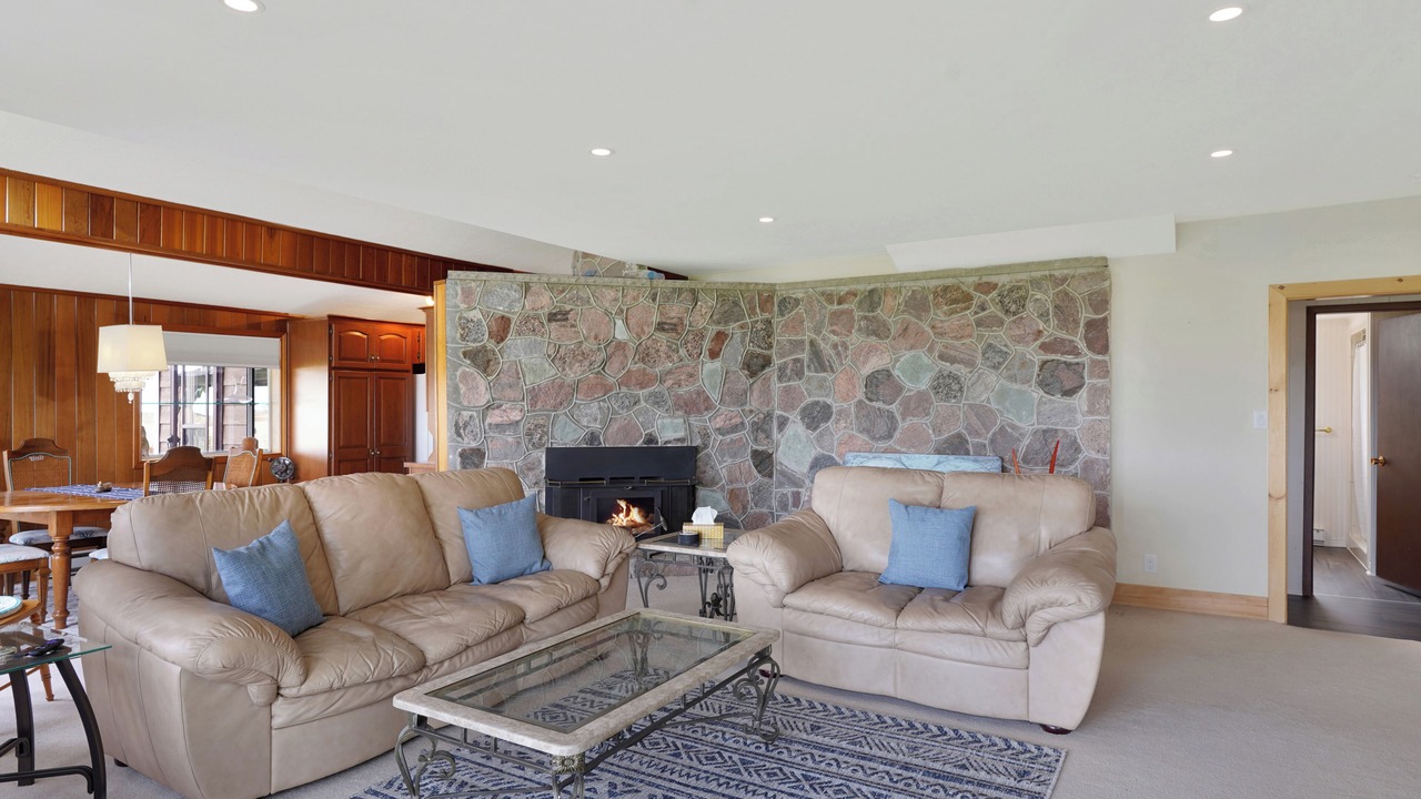 Photo of Livingroom in South Bruce Peninsula
