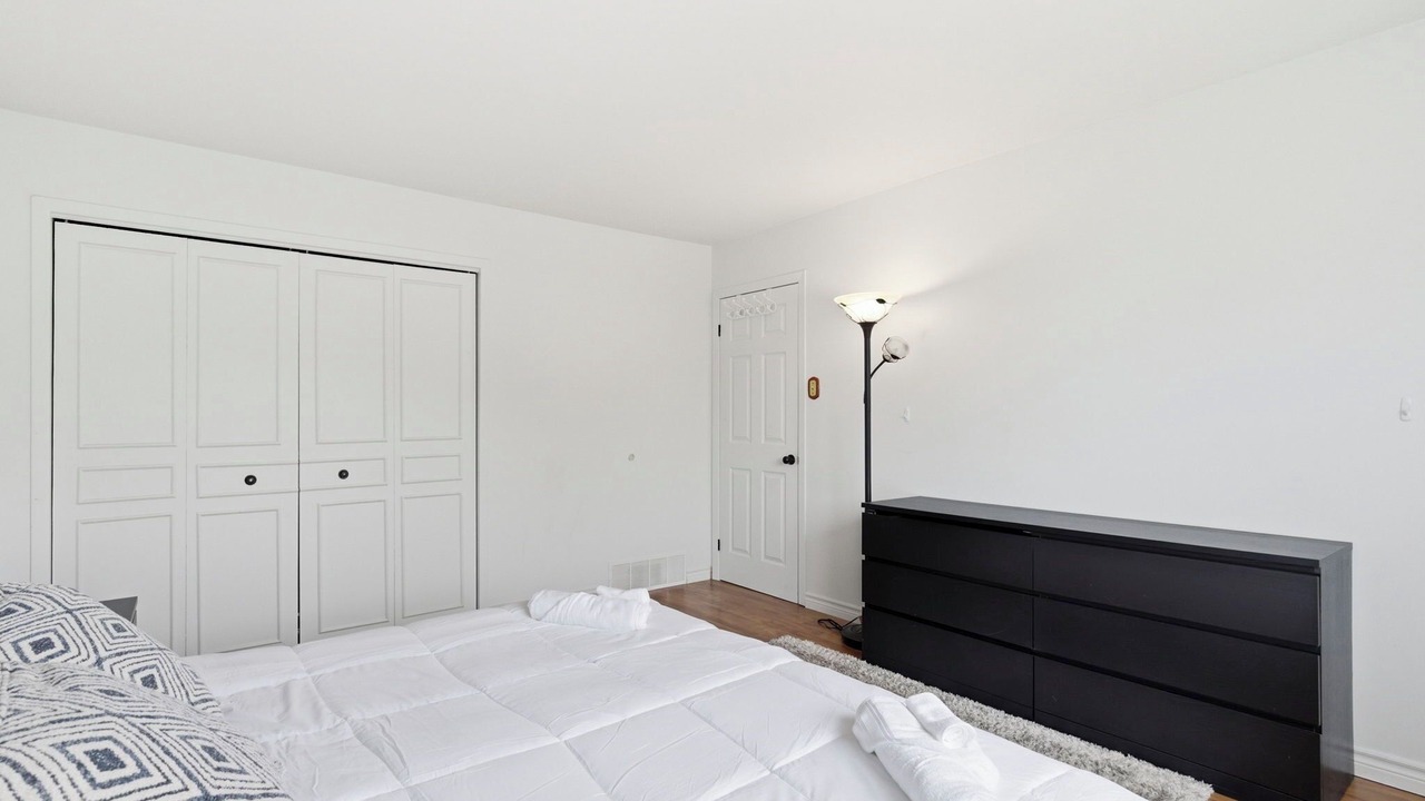 Photo of Bedroom in Brossard