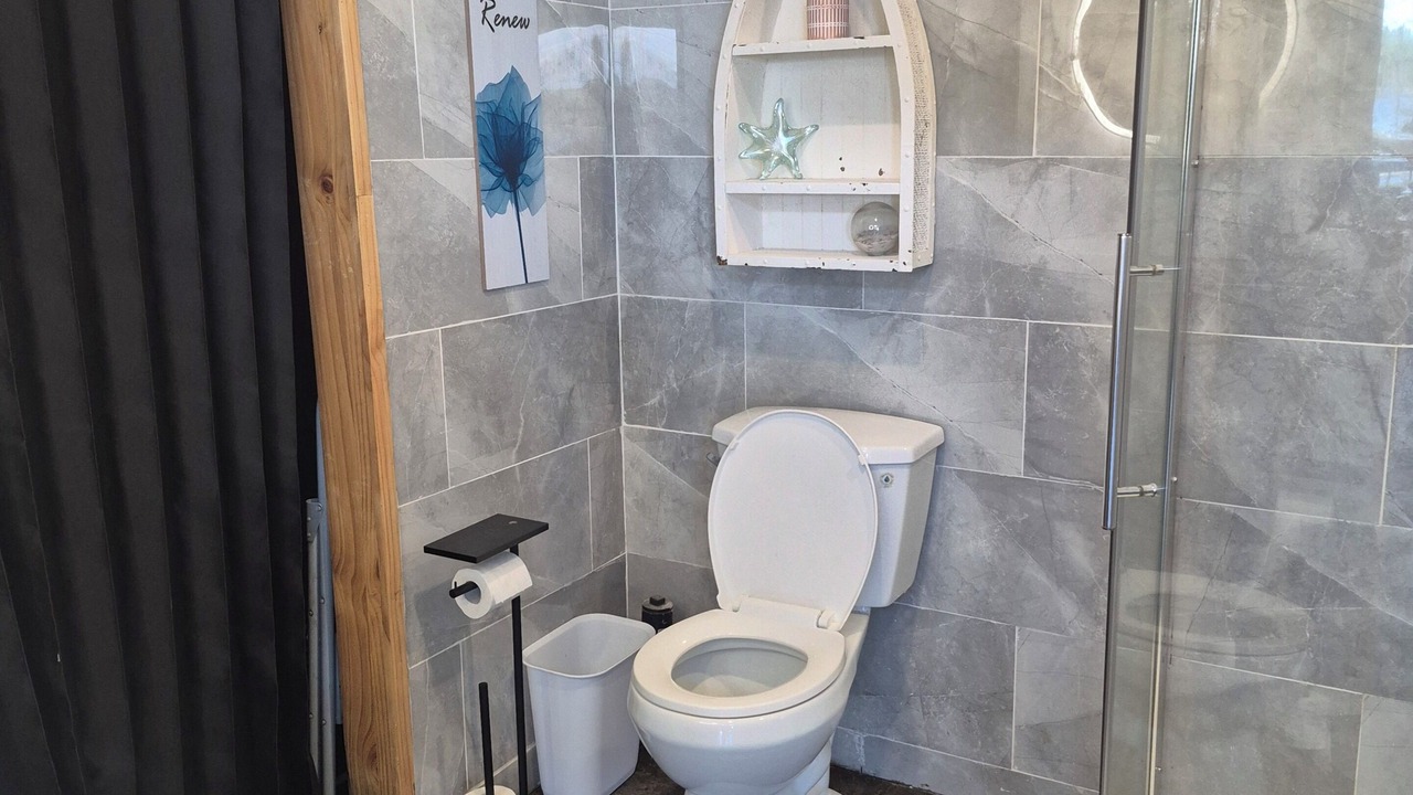 Photo of Bathroom in Markstay