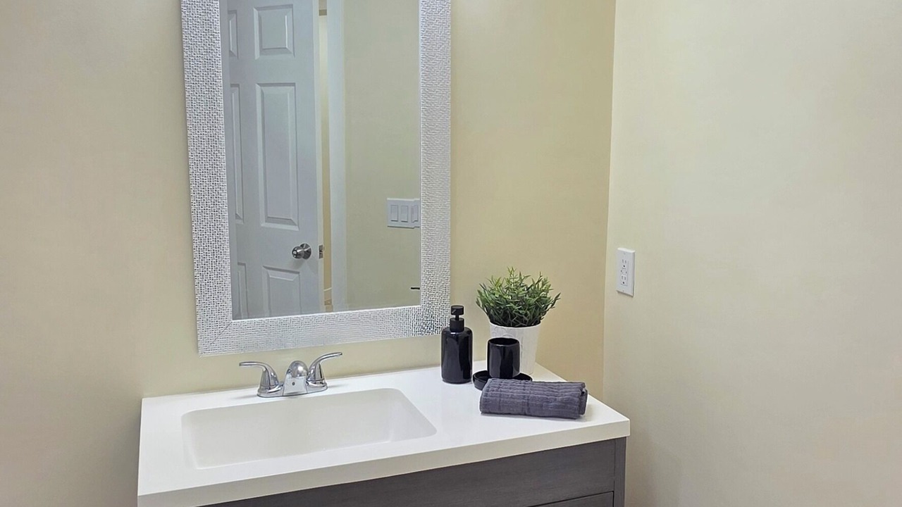 Photo of Bathroom in Valley Ridge