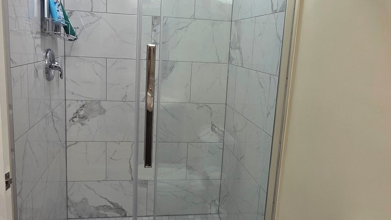 Photo of Bathroom in Valley Ridge