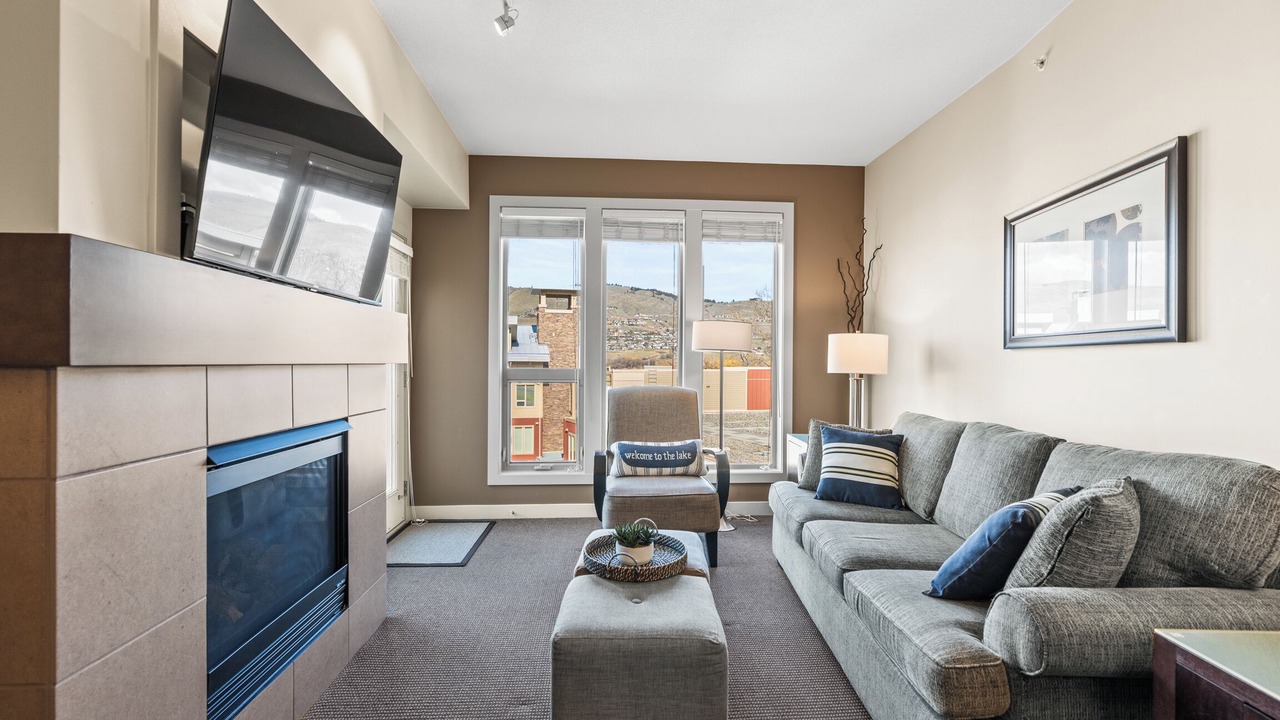 Photo of Livingroom in Vernon