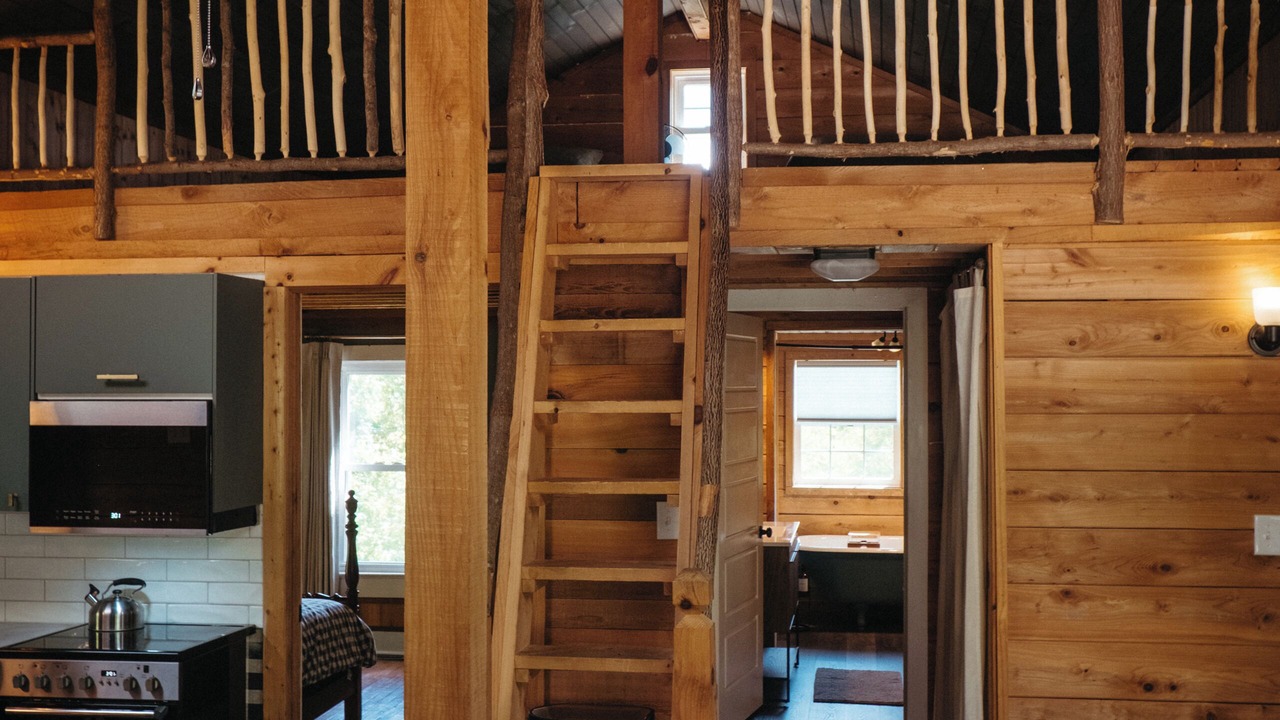 Photo of Livingroom in Lenoir