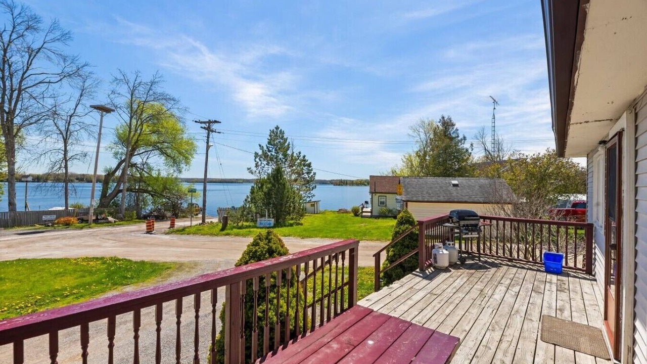 Photo of Patio Balcony in Otonabee-South Monaghan