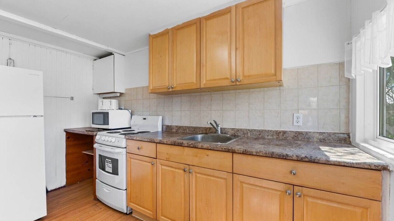Photo of Kitchen in Otonabee-South Monaghan