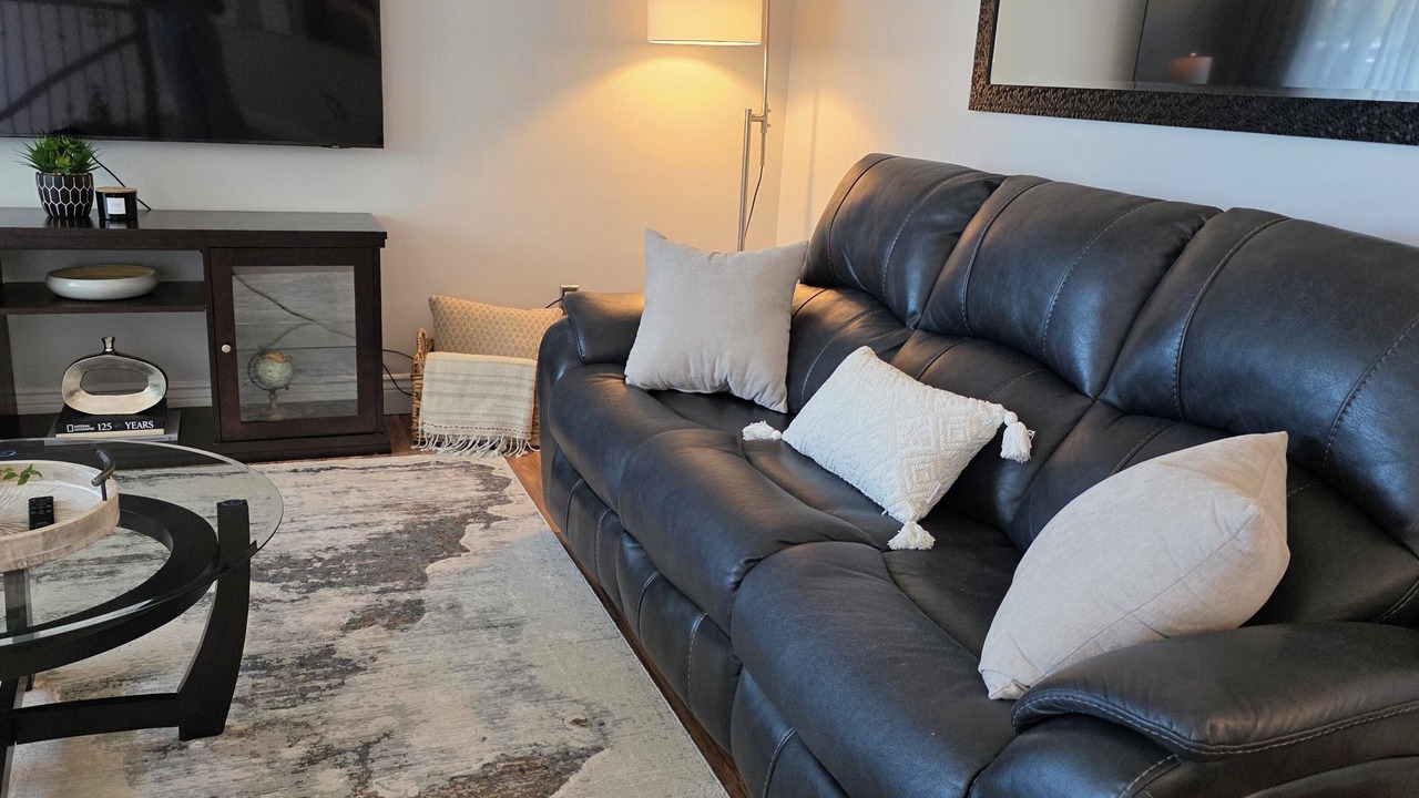 Photo of Livingroom in Sudbury