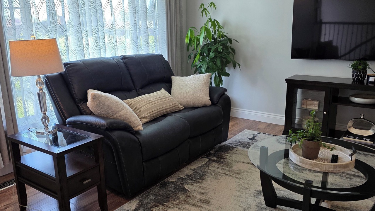 Photo of Livingroom in Sudbury