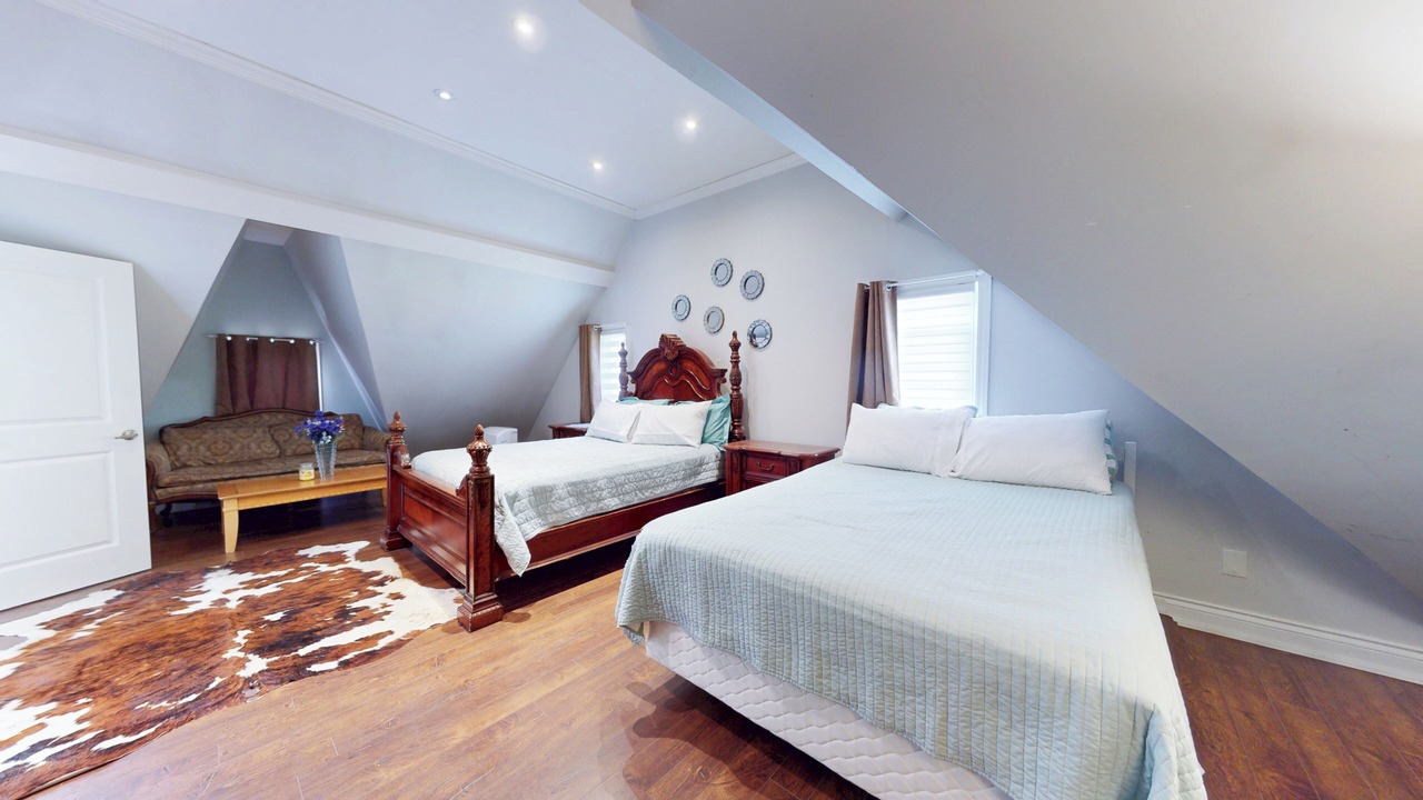 Photo of Bedroom in Bradford West Gwillimbury